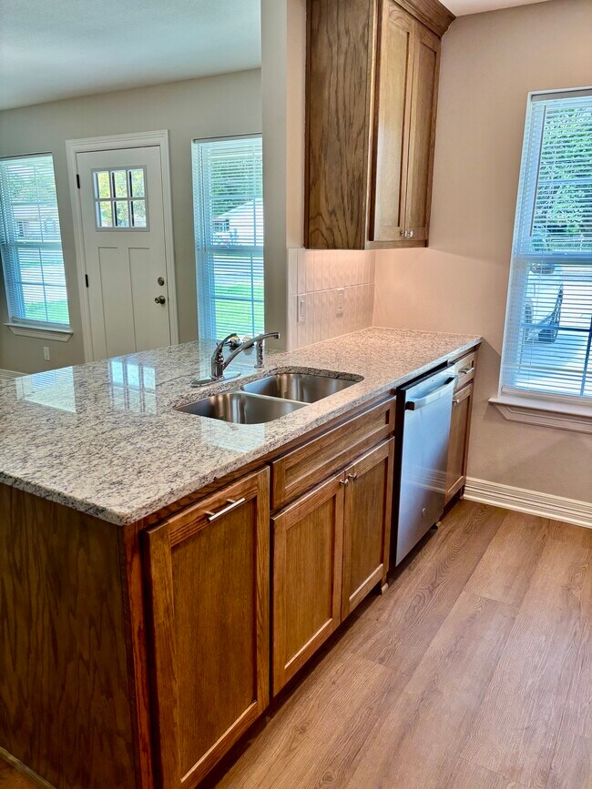 cocina - 402 Lake Lamond Rd