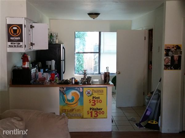 Building Photo - 1411 W 41st St