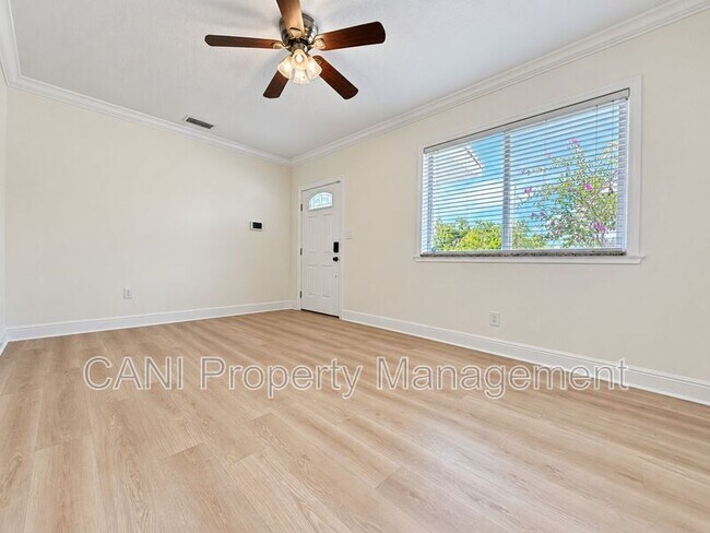Foto del edificio - 2714 W Palmetto St