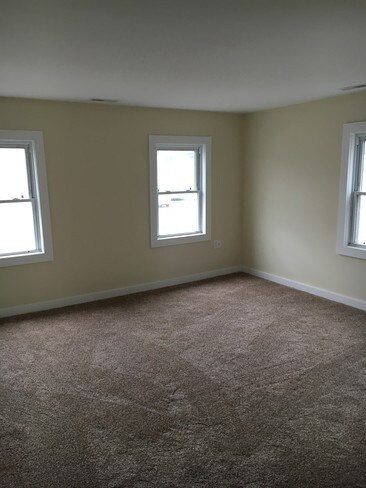 Bedroom - 835 High St