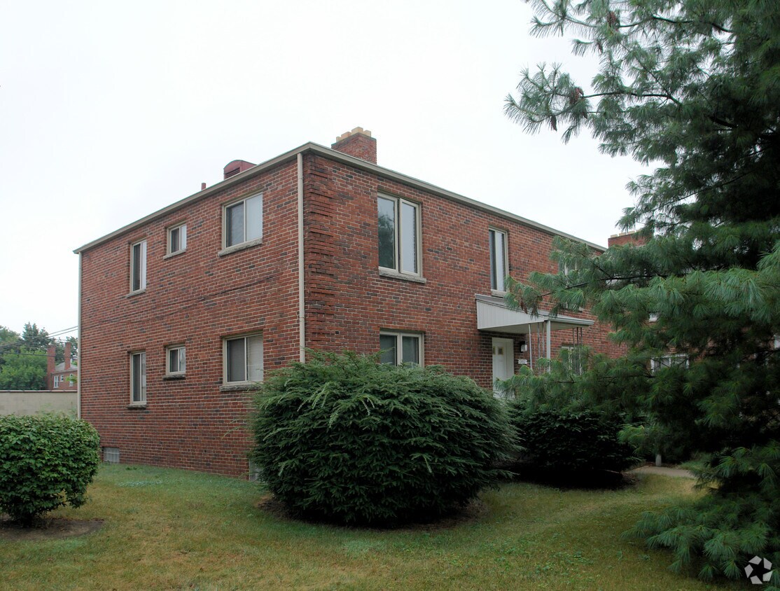 1432 Elmwood Ave, Columbus, OH 43212 Apartments in Columbus, OH