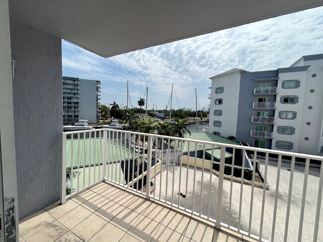 Foto del edificio - "Modern 2 Bed/2 Bath Condo in Prime Miami ...