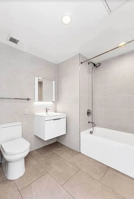 Foto del edificio - 531 W 159th St