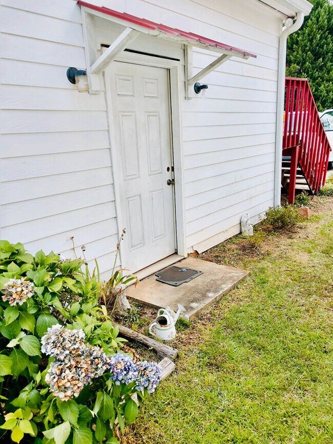 1074 Miller Dr, Elberton, GA 30635 House Rental in Elberton, GA