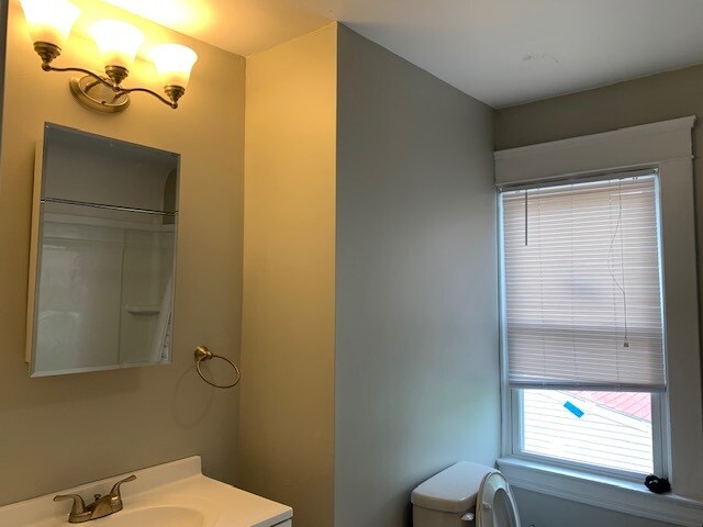 Foto del edificio - 3277 Washington Blvd