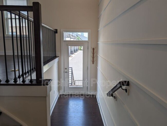 Building Photo - 17137 Soho Dr