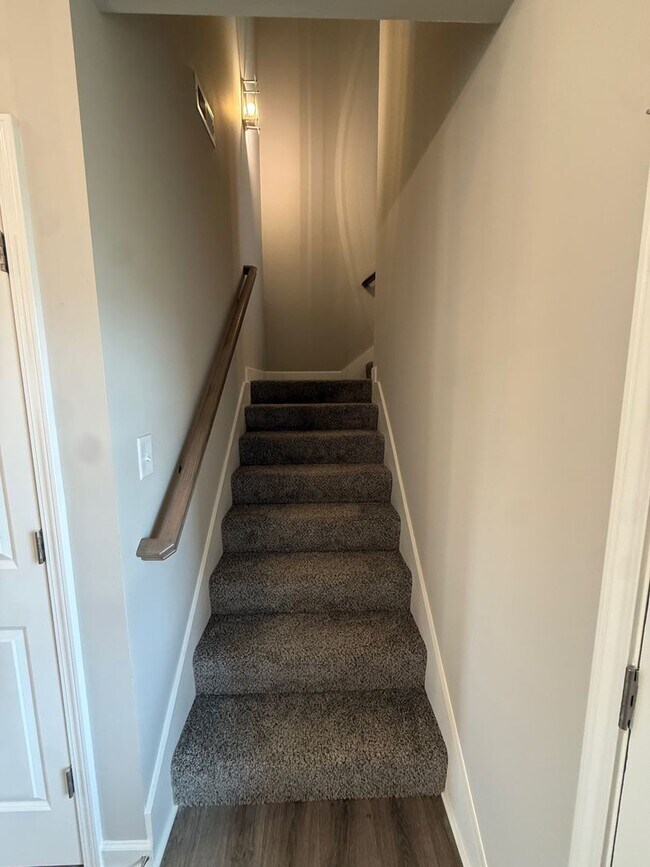 Foto del edificio - New Construction 3 Bedroom 2 bathroom for Lease