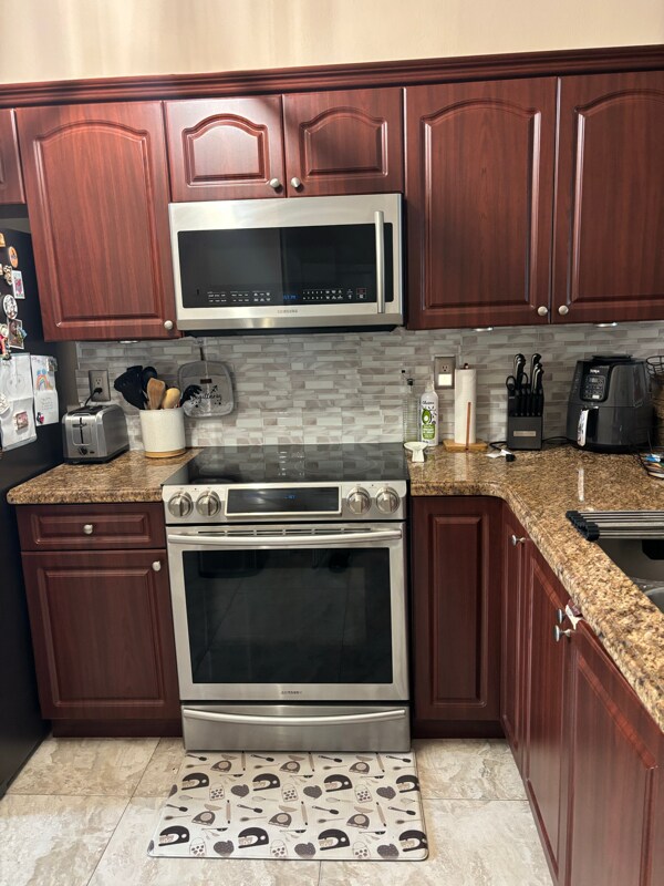 Foto del edificio - 6763 NW 186th Ln