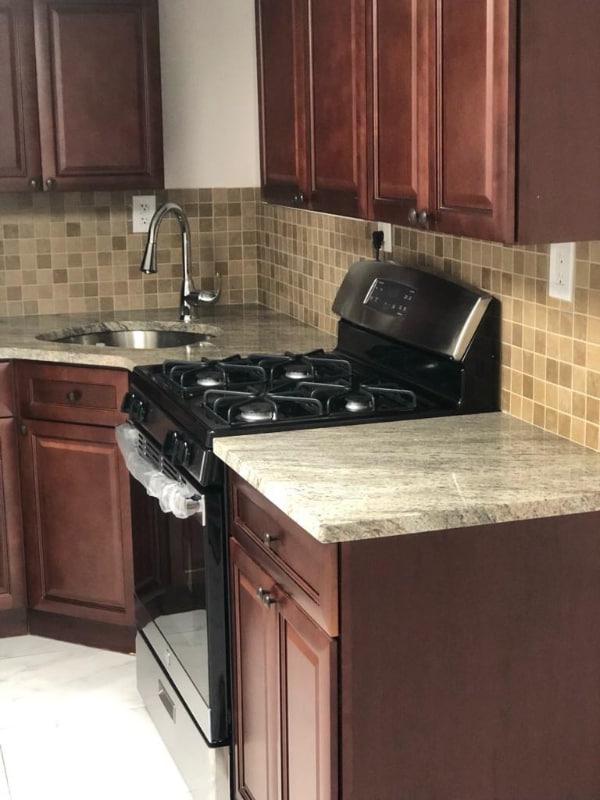 Foto del edificio - 388 12th Ave