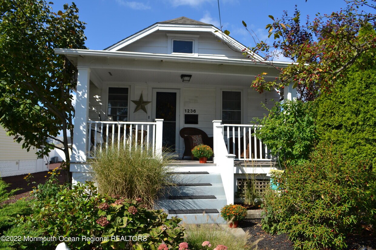1236 Maplewood Rd, Belmar, NJ 07719 House Rental in Belmar, NJ