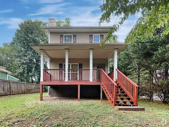 Building Photo - 1418 Woodbine Ave SE