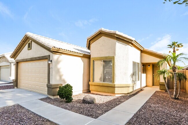 Foto del edificio - 8156 W Hammond Ln
