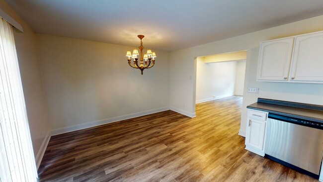 Foto del edificio - 2 Bed 1.5 Bath Townhome For Rent in Monaca PA