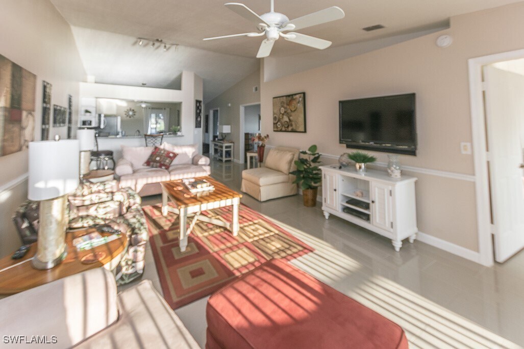 Foto principal - 800 New Waterford Dr