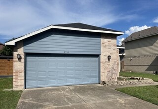 Building Photo - 8718 Roaring Point Dr
