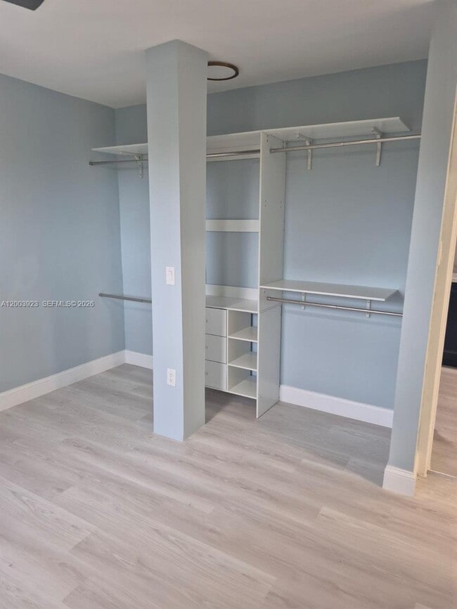 Foto del edificio - 1231 NW 101st St