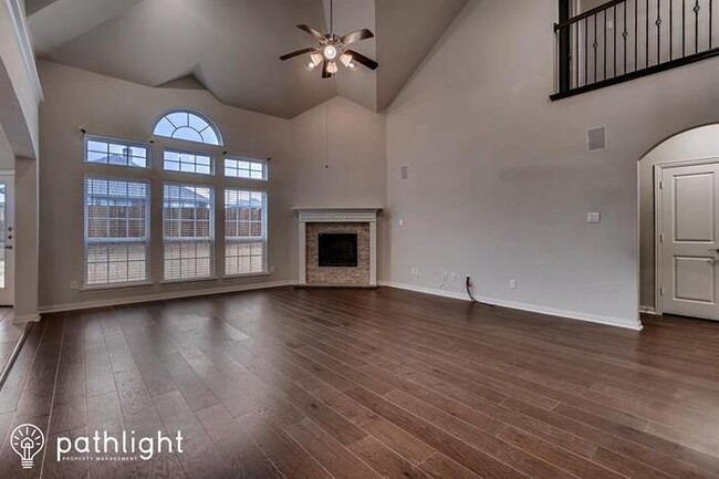 Foto del edificio - 125 Laurel Oak Drive, Red Oak, TX, 75154