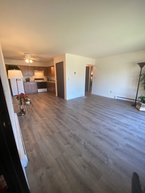 Building Photo - 1712 S 115 Ct