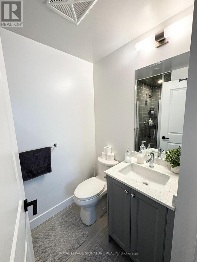 Photo du bâtiment - 2343 Khalsa Gate