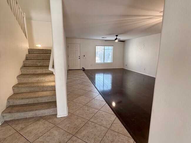Foto del edificio - 43214 W Magnolia Rd