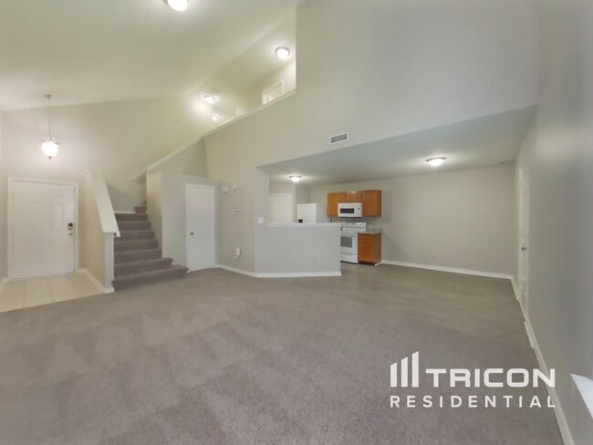 Building Photo - 1167 Cutler Ln