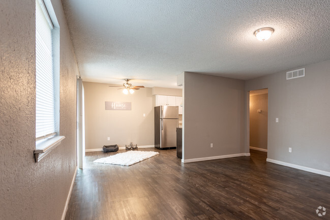 2HAB, 1.5BA - 1,200 ft² - Prairie At Yukon