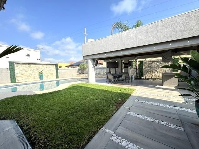 Building Photo - 2920 O Henry Dr