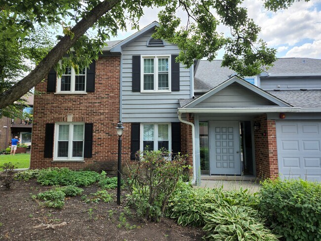 Building Photo - 188 Grove Ave