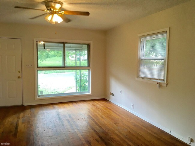 Building Photo - 3 br, 1 bath House - 3608 Evergreen Ave