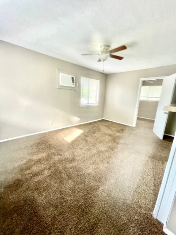Foto del edificio - 2432 E 59th Ct