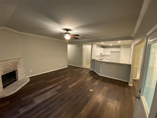 Building Photo - 7201 Royal Oak Dr