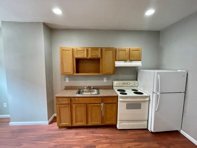 Photo - 3451 Braddock St Apartment