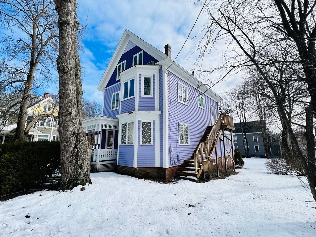 16 Liberty St Unit 2, Ipswich, MA 01938 Room for Rent in Ipswich, MA