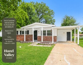 Building Photo - 1415 Cove Ln