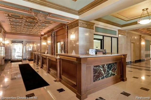 Staffed Building Lobby/entrance - 15 E Kirby St