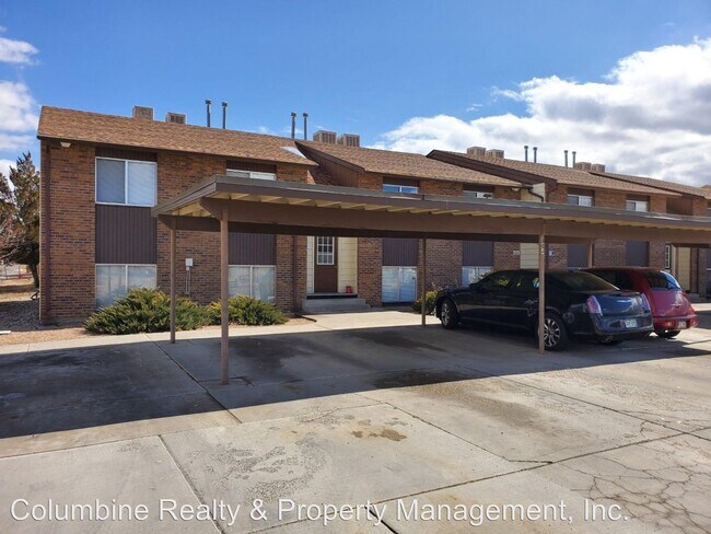 Building Photo - 804 W Cedar Ct