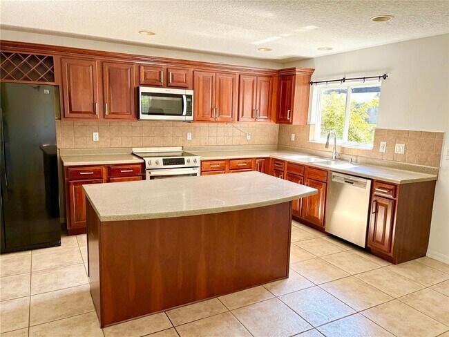 Building Photo - 10812 Tilston Point