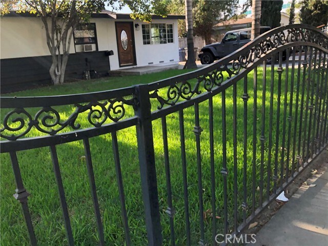Foto del edificio - 526 S San Antonio Ave