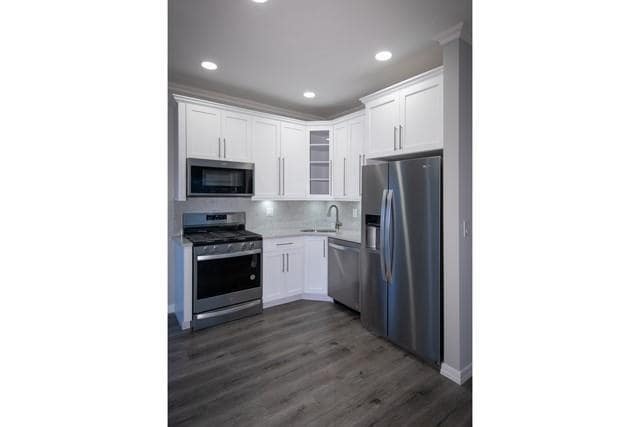 Building Photo - 307 S Ocean Ave