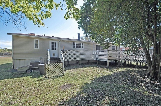 Building Photo - 507 Horseshoe Dr