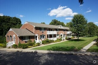 Building Photo - 16 Garfield Ave
