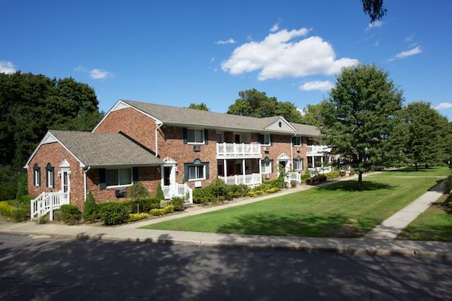 Primary Photo - 16 Garfield Ave