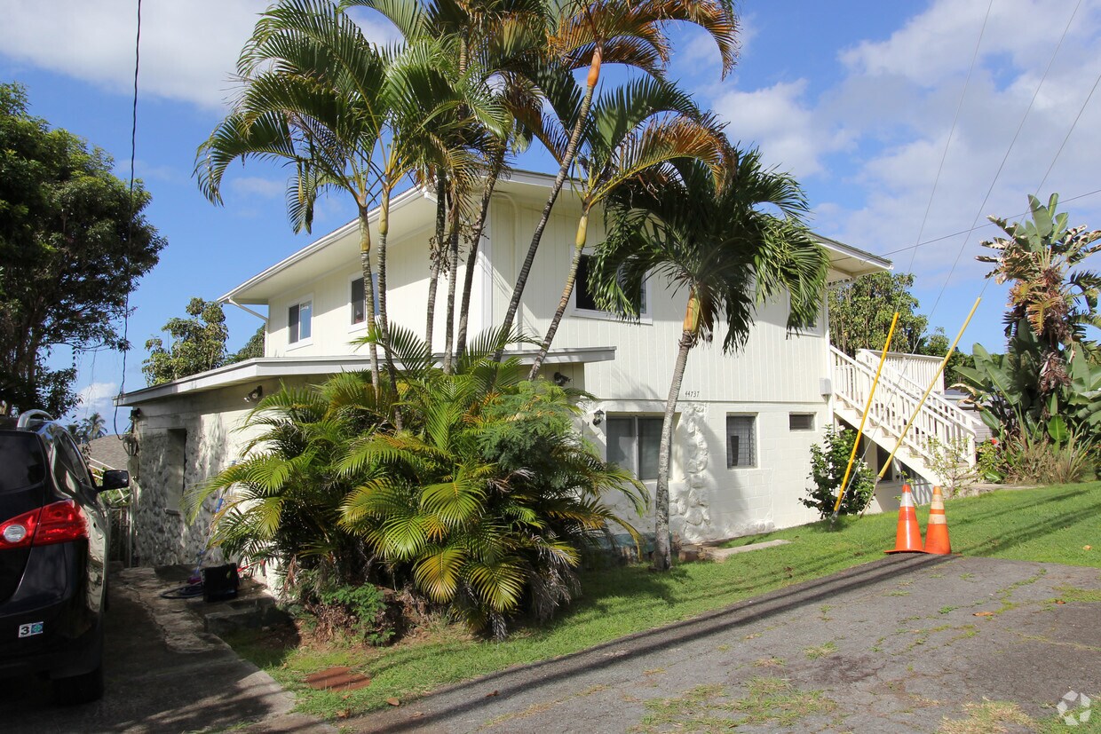 Primary Photo - 44-737 Kaneohe Bay Dr