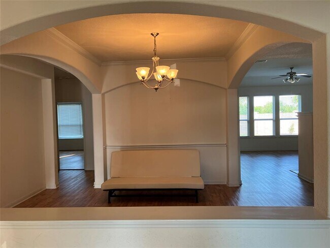 Foto del edificio - 2035 Edenfield Ln