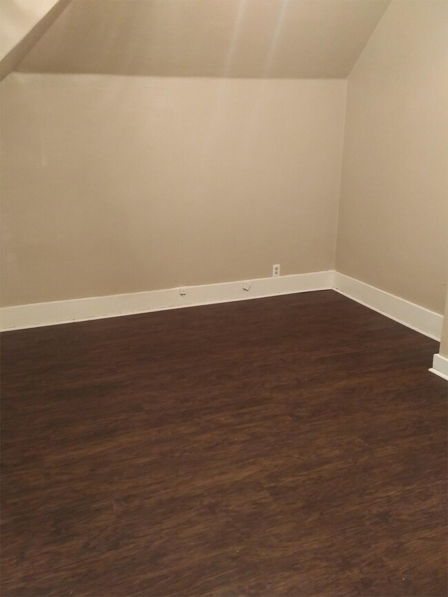 Building Photo - 202 S 100 W
