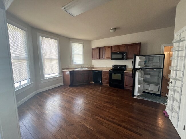 Foto del edificio - 410 E Carson St