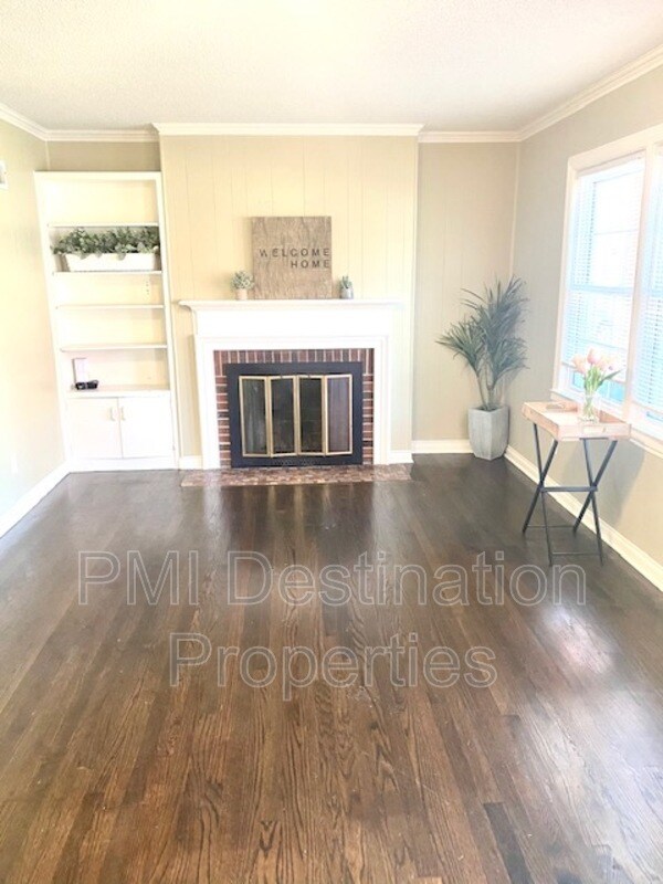 5015 W 51st St, Roeland Park, KS 66205 House for Rent in Roeland Park