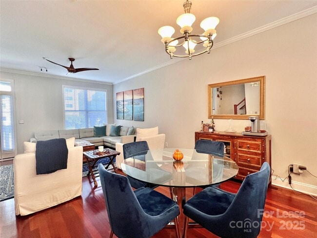 Foto del edificio - 833 W 4th St