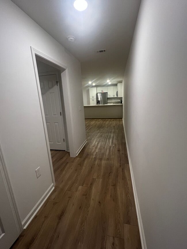 Building Photo - 174 S Spring View Dr