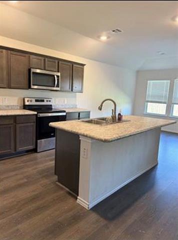 Building Photo - 2125 Whispering Sage blvd